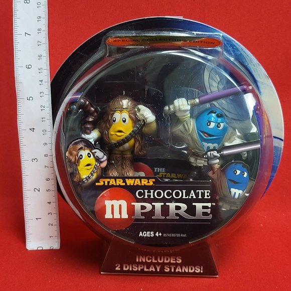 Star Wars Chocolate Mpire Special Collectors Ed Mace Windu and Chewbacca M&Ms 20 - Picture 8 of 10